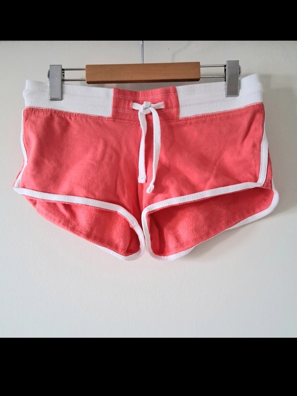 U2B Coral Drawstring Athletic Shorts, Women Sz M